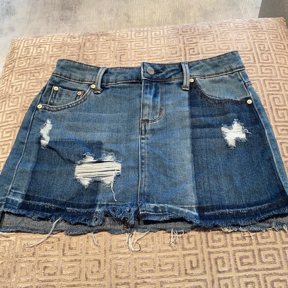 Tractr distressed denim high low skirt sz L